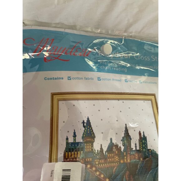 Magic Castle Pre-Printed Cross Stitch Kit 44x53cm 11CT 3 Strands Cotton Fabric & - Picture 3 of 7